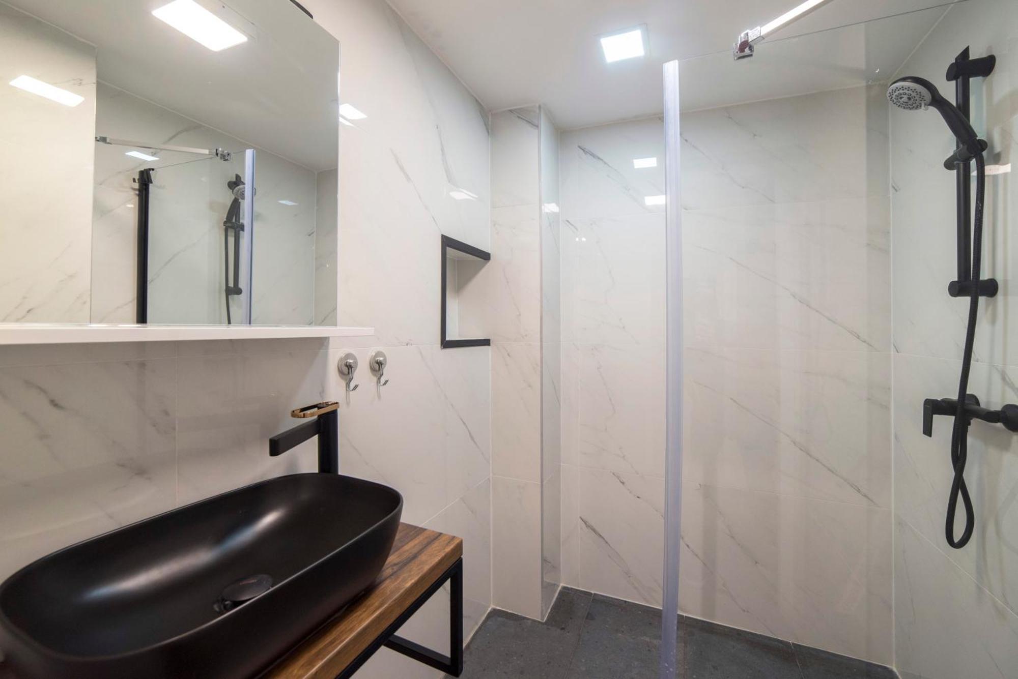 Manuela Varsavska Studio Apartments Zagreb Eksteriør billede
