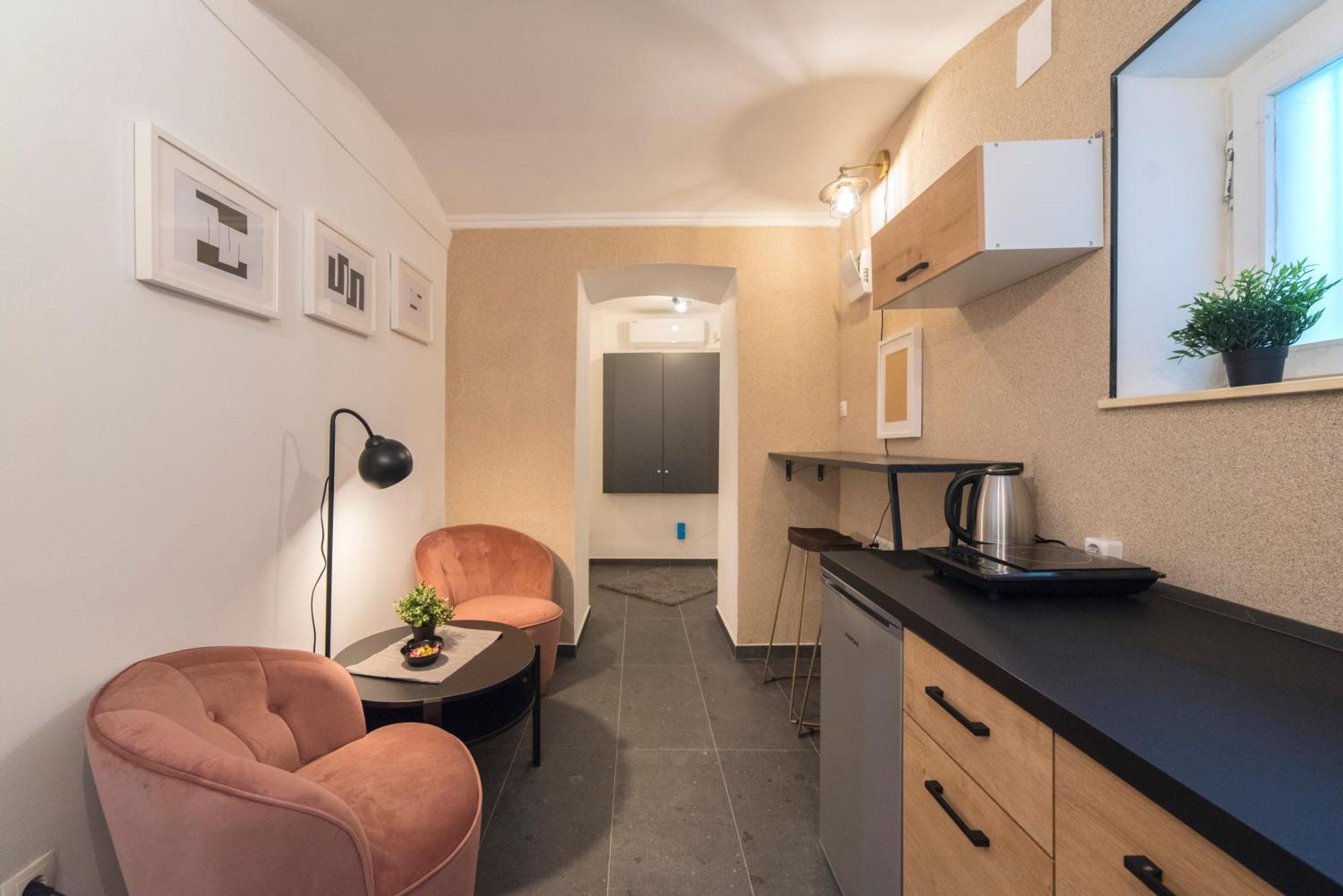 Manuela Varsavska Studio Apartments Zagreb Eksteriør billede